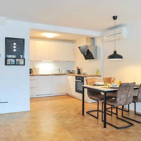 Strict City Apartments Λιουμπλιάνα Εξωτερικό φωτογραφία